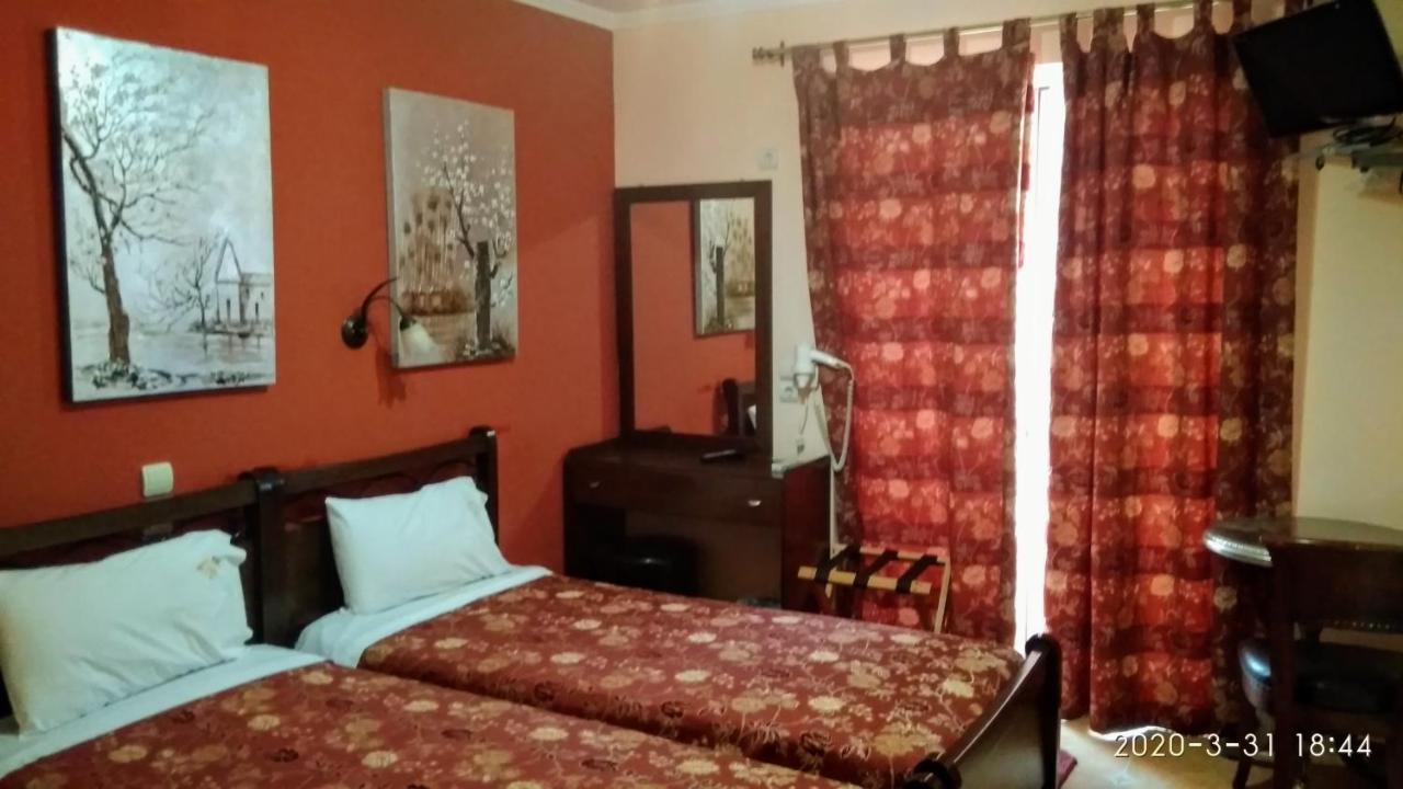 Palatino Hotel Loutra Edipsou  Exterior foto